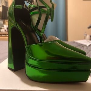 Green Platform Heels